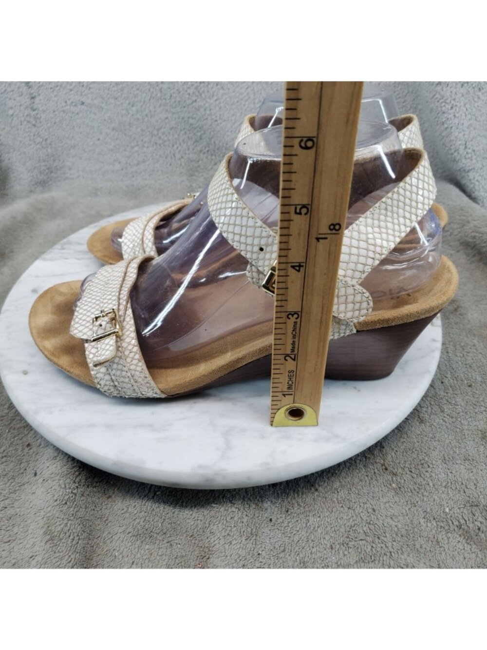 Vionic Shoes Womens Size 8 Noble Laurie White Leather Wedge Sandals - Picture 2 of 11